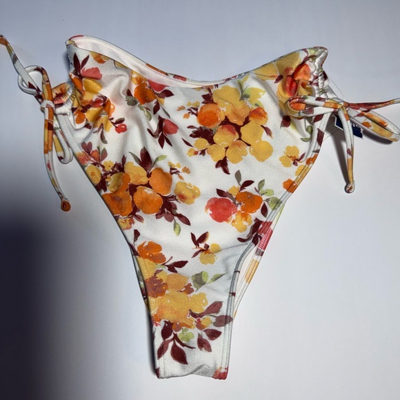 NEW Abercrombie & Fitch Cheeky Bikini Bottom White/Orange, Floral High-Waist 
XS - Picture 5 of 9
